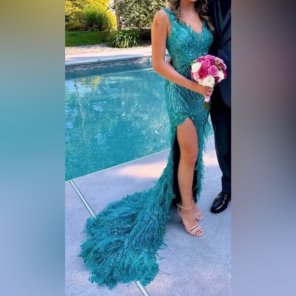 Portia and Scarlett prom dress - Picture 6 of 6